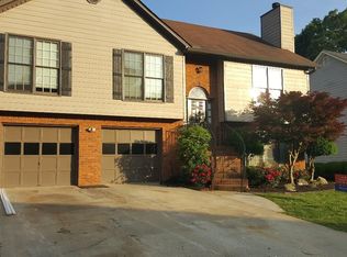 3310 Paces Landing Dr, Lawrenceville, GA 30044