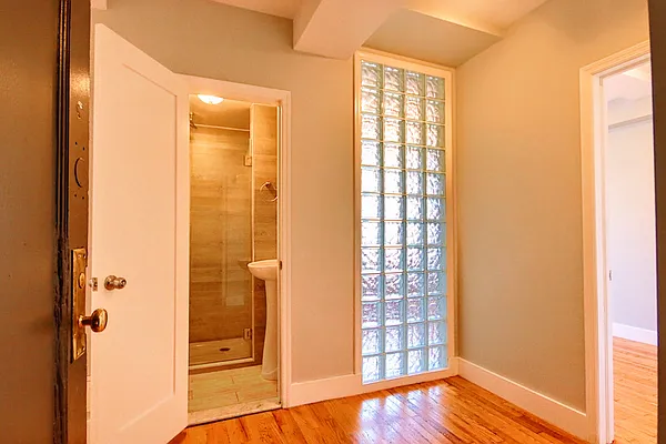 Rented by MetroNest | media 14