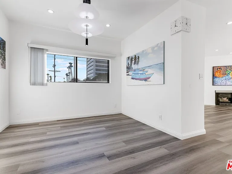 1727 S Bentley Ave #209 — Photo 8