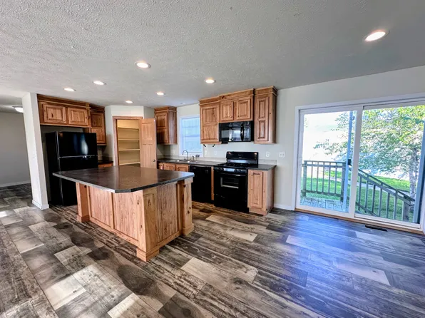4326 Manchester Ct #358, Wayland, MI 49348