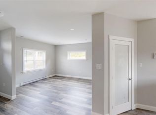 218 Adams St, Lunenburg, NS B0J2C0