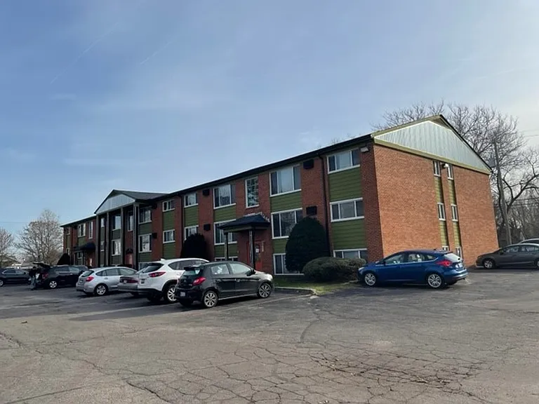 333 Marshall Apartments — Photo 6