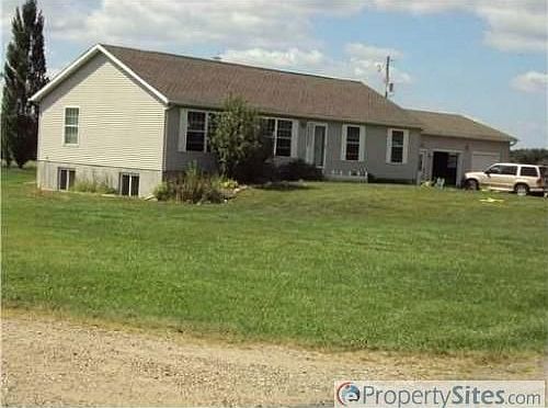 1st image of 976 Dakin St