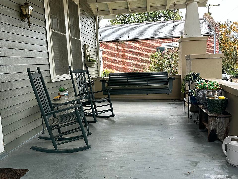 2nd image of 109 S Rankin St