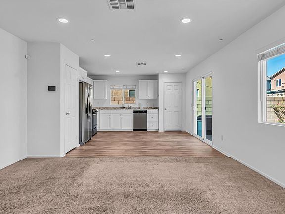 2nd image of 85222 Avenida Reforma