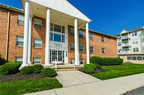 Arlington Heights Photo 1