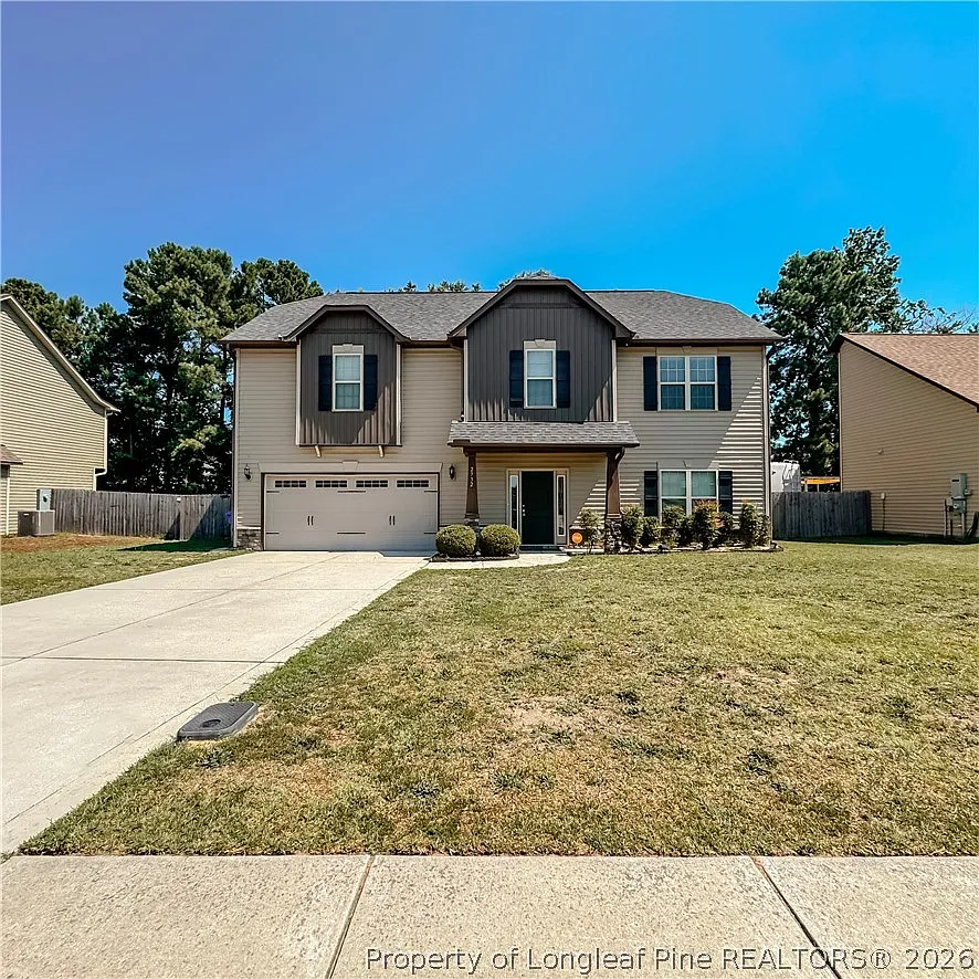 4 bed, 3.5 bath, 2485 sqft, $2,400 — Photo 1