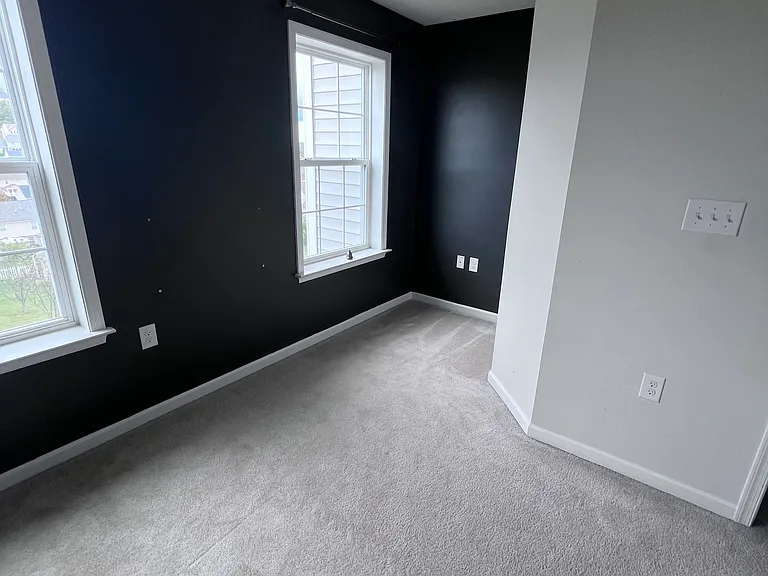 607 Hayfield St — Photo 42