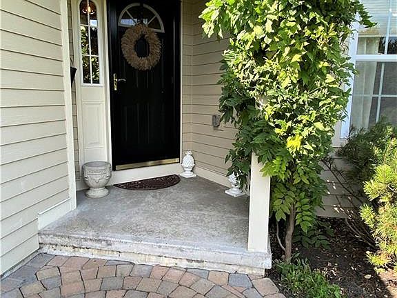 3rd image of 8432 Marco Ln