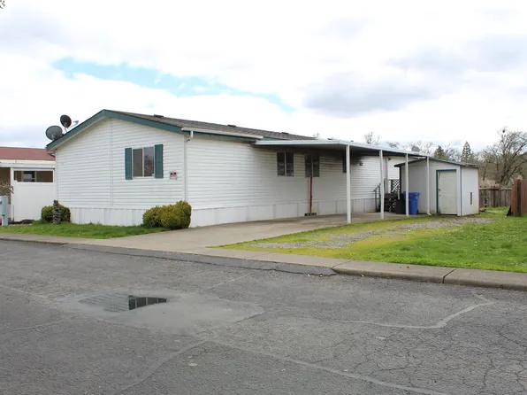 433 NW Broc Dr, Winston, OR 97496