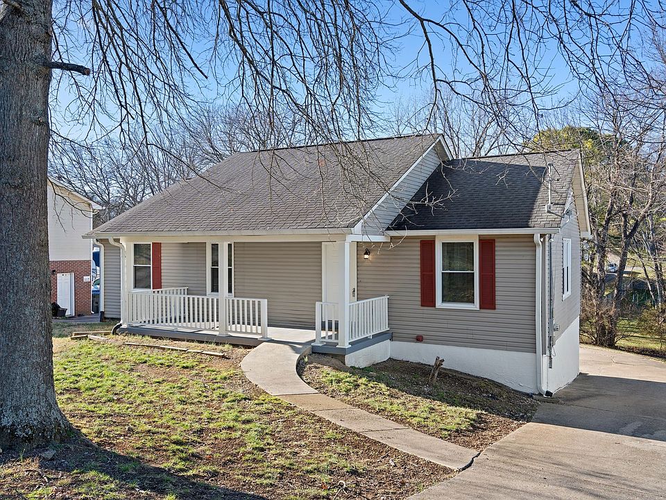 1st image of 191 Evergreen Cir