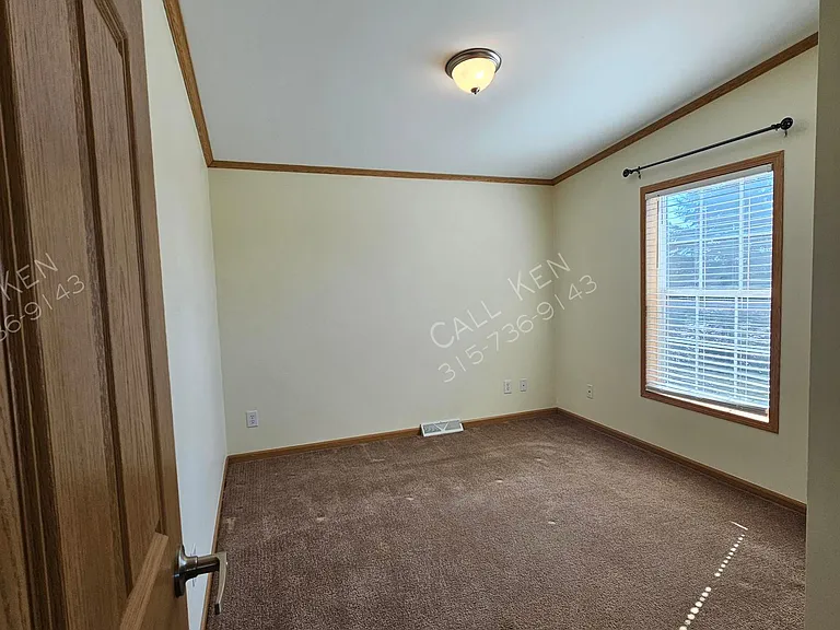 4 Majestic Ln — Photo 10