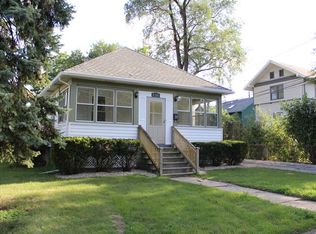 2145 Cedar Rd, Homewood, IL 60430