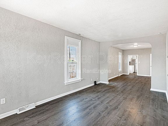 2nd image of 4768 Vine St