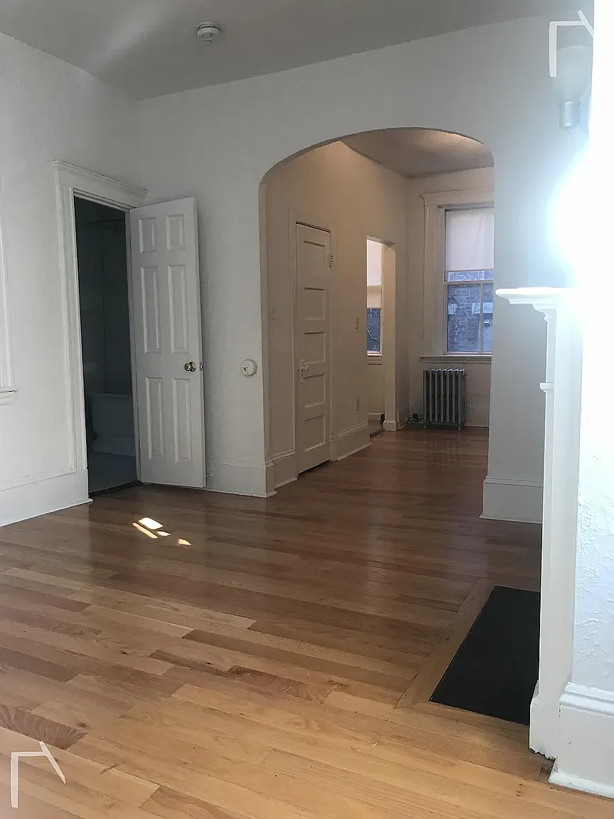 1 bed, 9999 sqft, $2,600 — Photo 1