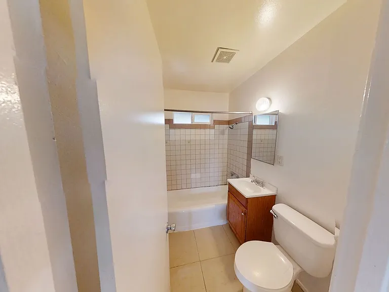 937 Park Ave #947 — Photo 11