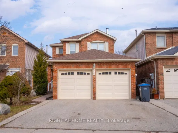 3932 Rushton Cres, Mississauga, ON L5L 4H8