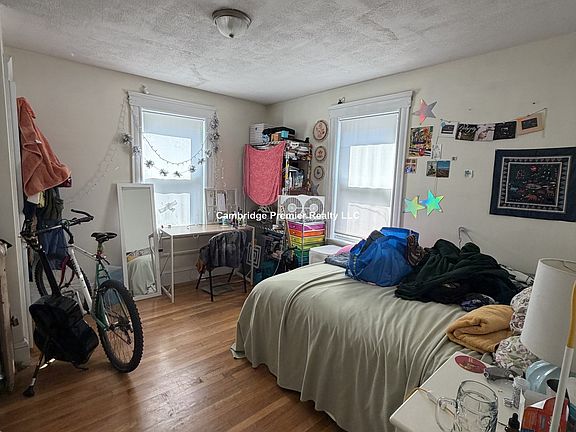 3rd image of 175 Boston Ave #3