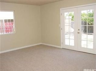 2982 S B St, Stockton, CA 95206