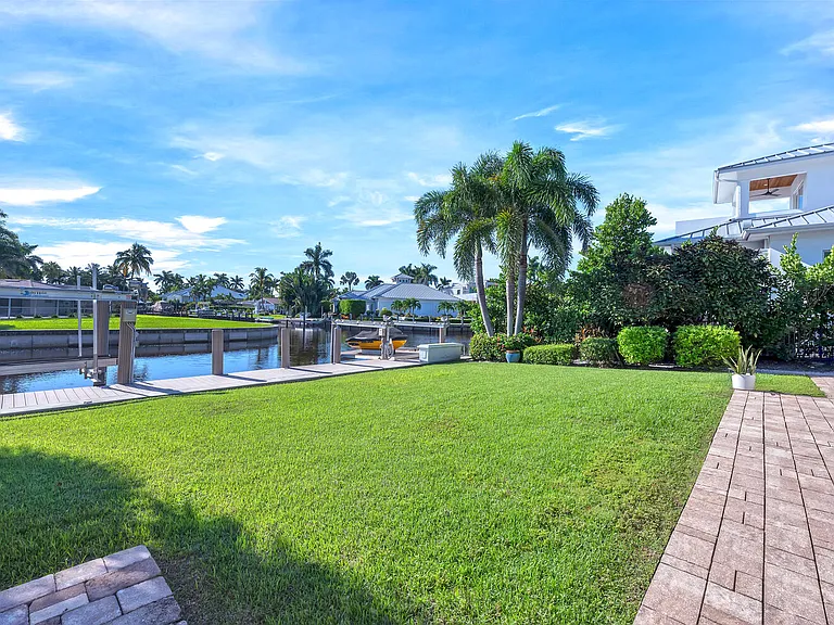 1925 Tarpon Rd — Photo 38