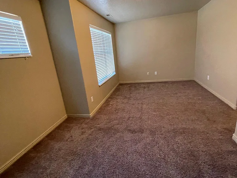 3155 S Hidden Valley Dr — Photo 12