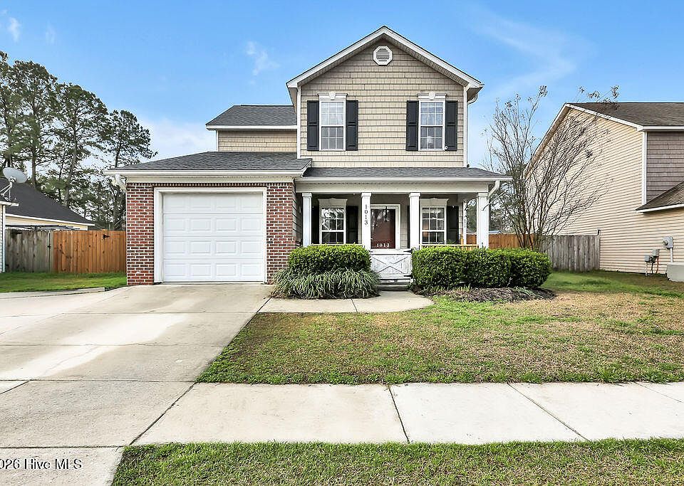1st image of 1013 Lake Norman Lane