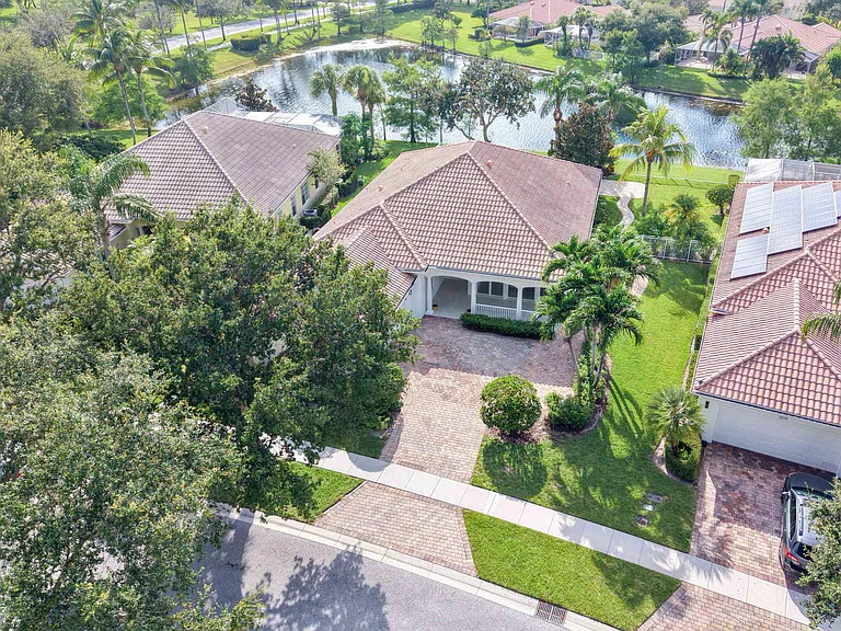 3225 Ushant Ct — Photo 41