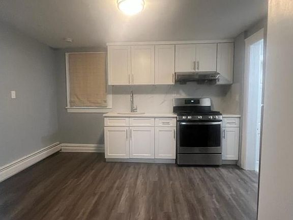 4th image of 42 N Central Ave #2-A