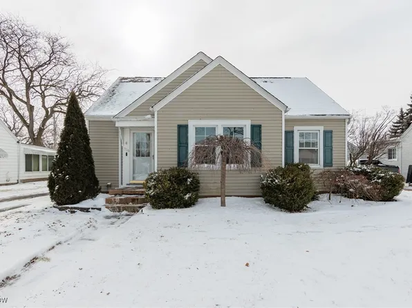 316 50th St, Sandusky, OH 44870