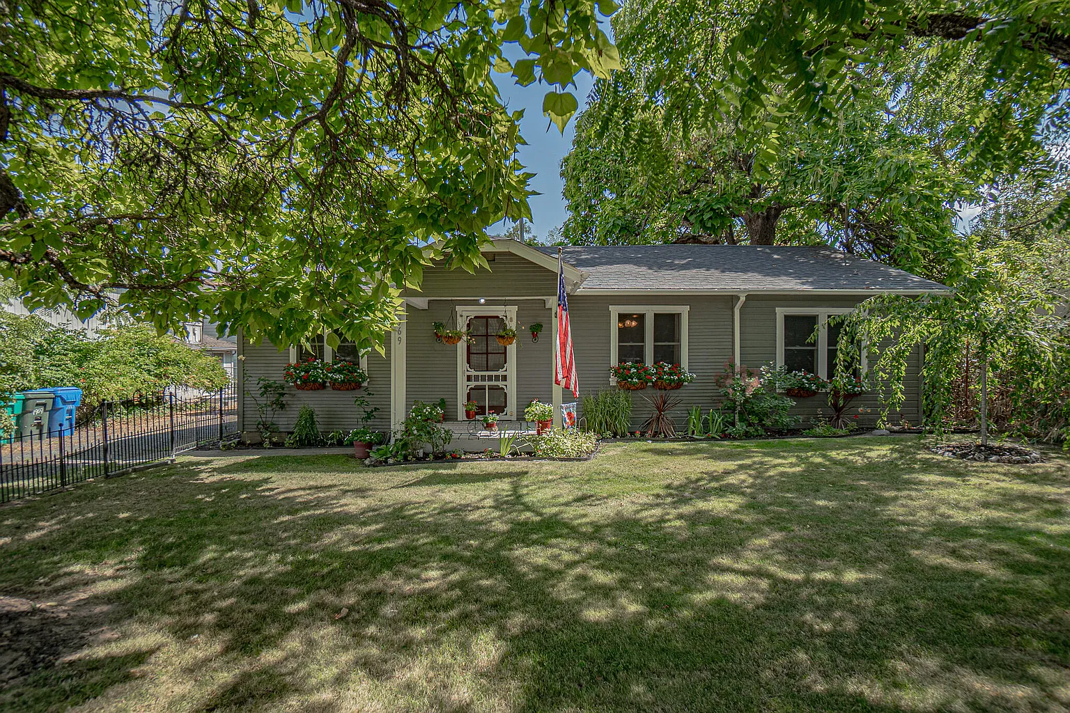 1969 SW Allen Creek Rd photo 1