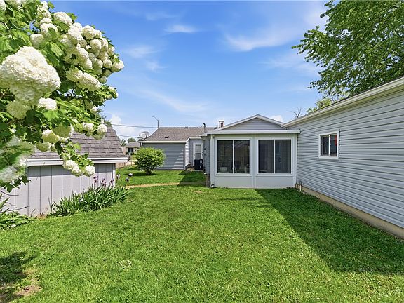 5th image of 403 Ridgebury Dr