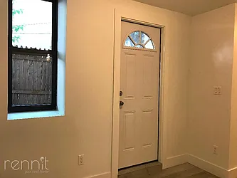 Rented by Rennit Inc.