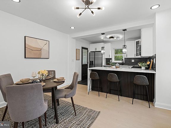 4th image of 5927 Eurith Ave