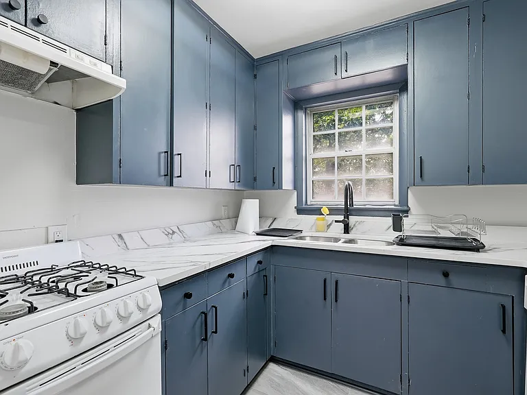 209 N Fillmore St #3 — Photo 6