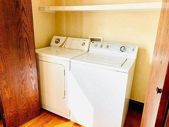 2nd image of 6026 N Fairfield Ave #2