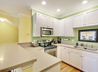 4154 Perrine St, Charleston, SC 29414