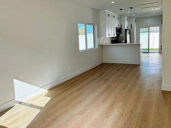 2nd image of 5530 Aura Ave