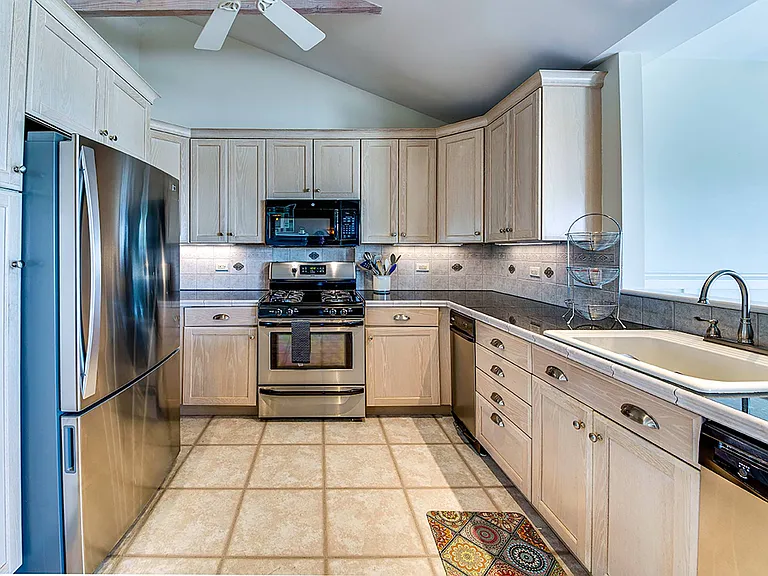 47 Cliff Dr — Photo 14