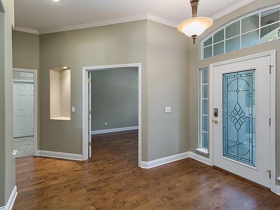 3rd image of 1872 Oakchime Dr