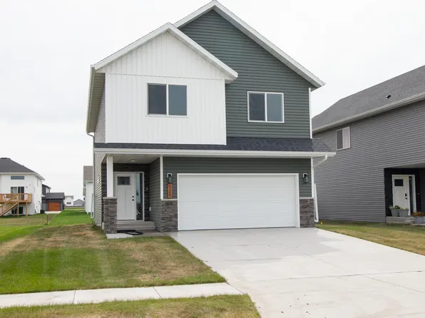 6208 86th Ave S, Horace, ND 58047