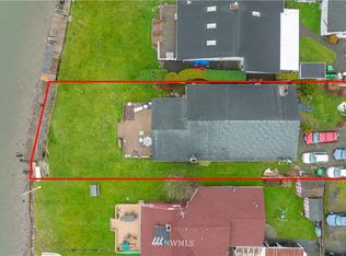 6908 Totem Beach Loop Rd, Marysville, WA 98271