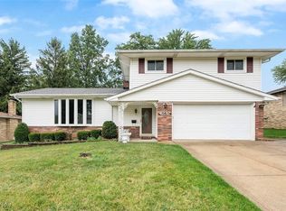 4232 Sarasota Dr, Parma, OH 44134