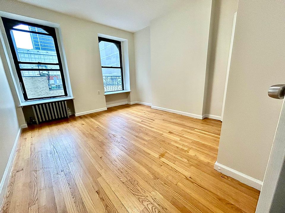 1st image of 327 W 35th St #5L