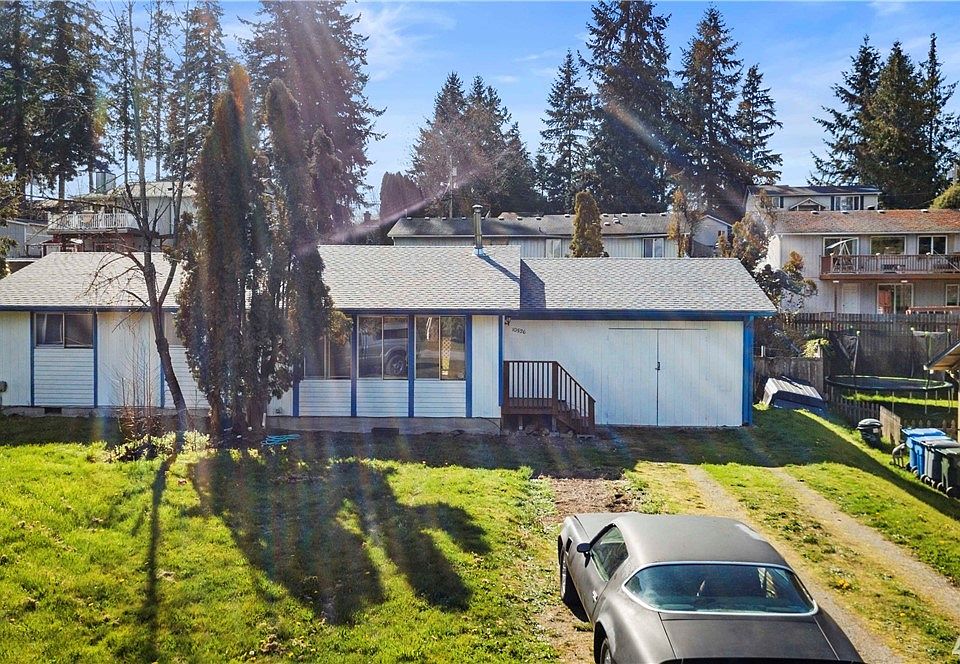1st image of 10526 203rd Ave E