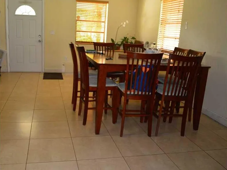 2801 SW 81st Ave — Photo 3