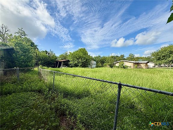 2nd image of 51 Bayou Dr