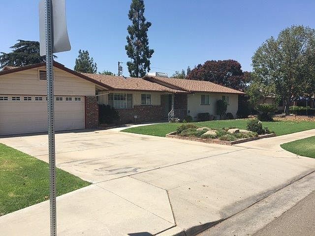 1st image of 5509 N Maroa Ave