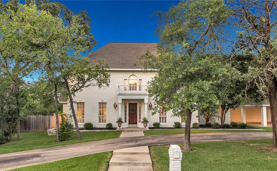 1st image of 1000 Sonoma Cir