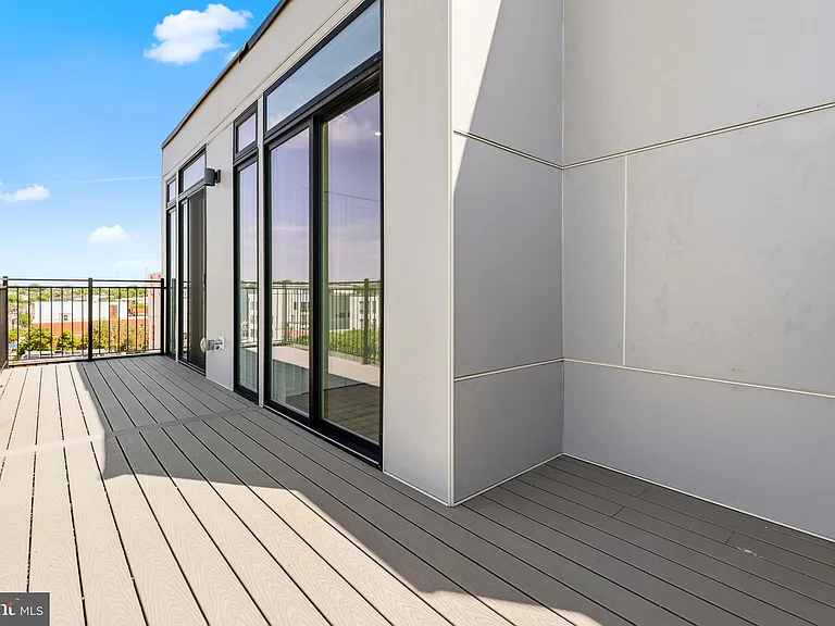 710 Kennedy St NW #30 — Photo 21