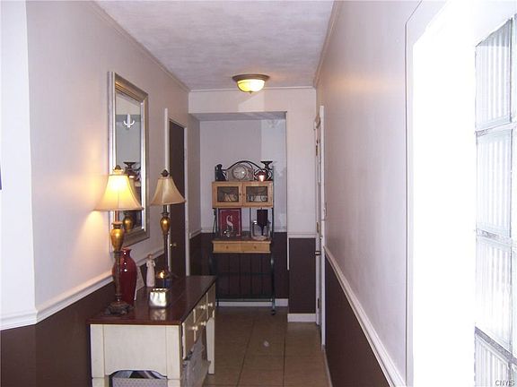 5th image of 128 Sedgewick Park